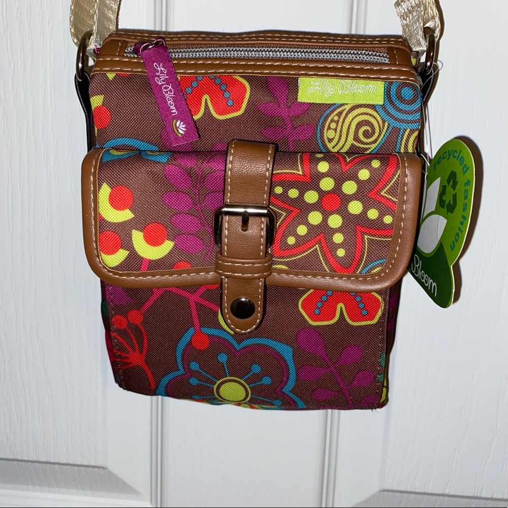 NWT Lily Bloom Flapper Crossbody